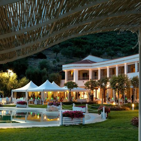 Hotel Residence Il Porto Mattinata Exterior foto