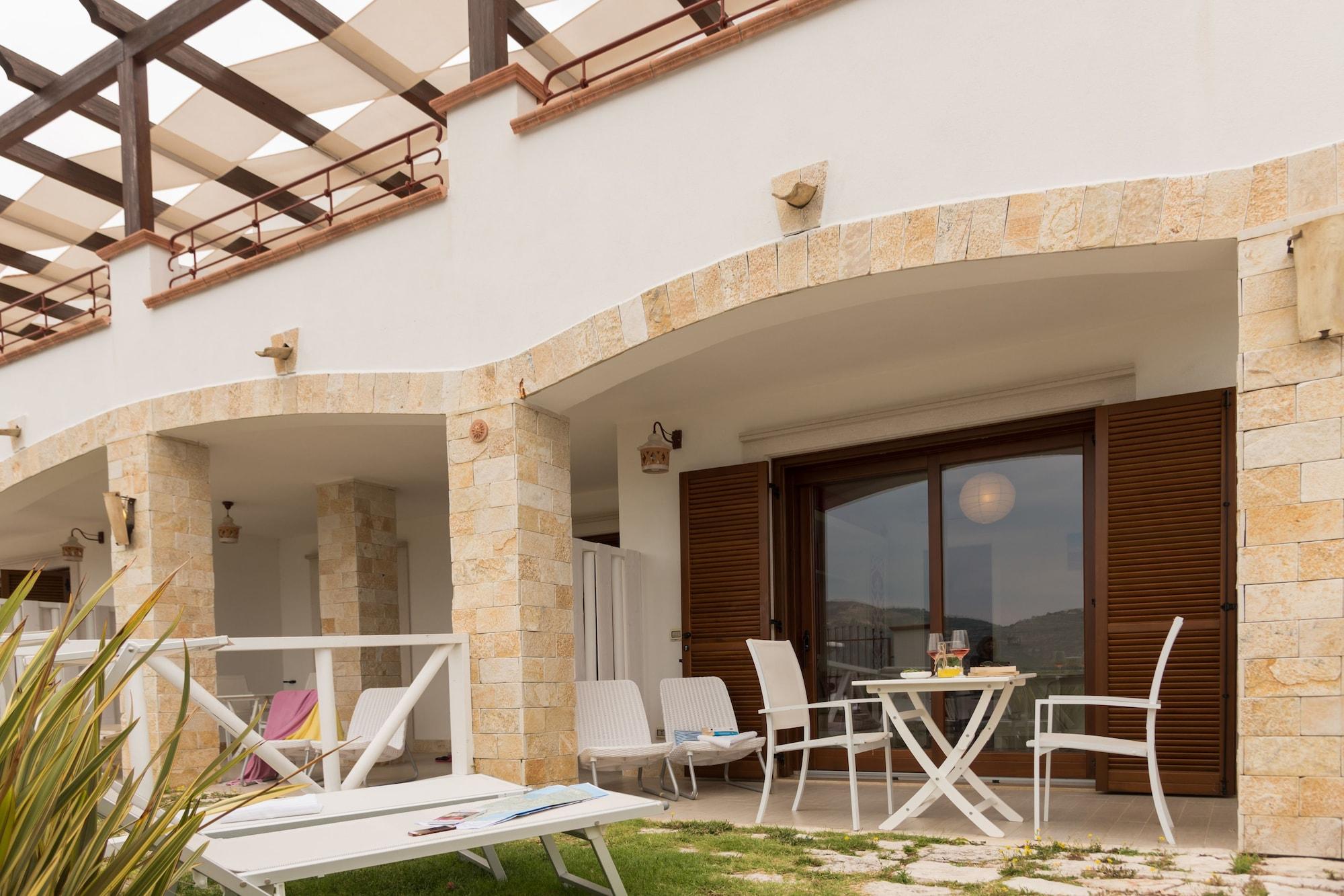 Hotel Residence Il Porto Mattinata Exterior foto