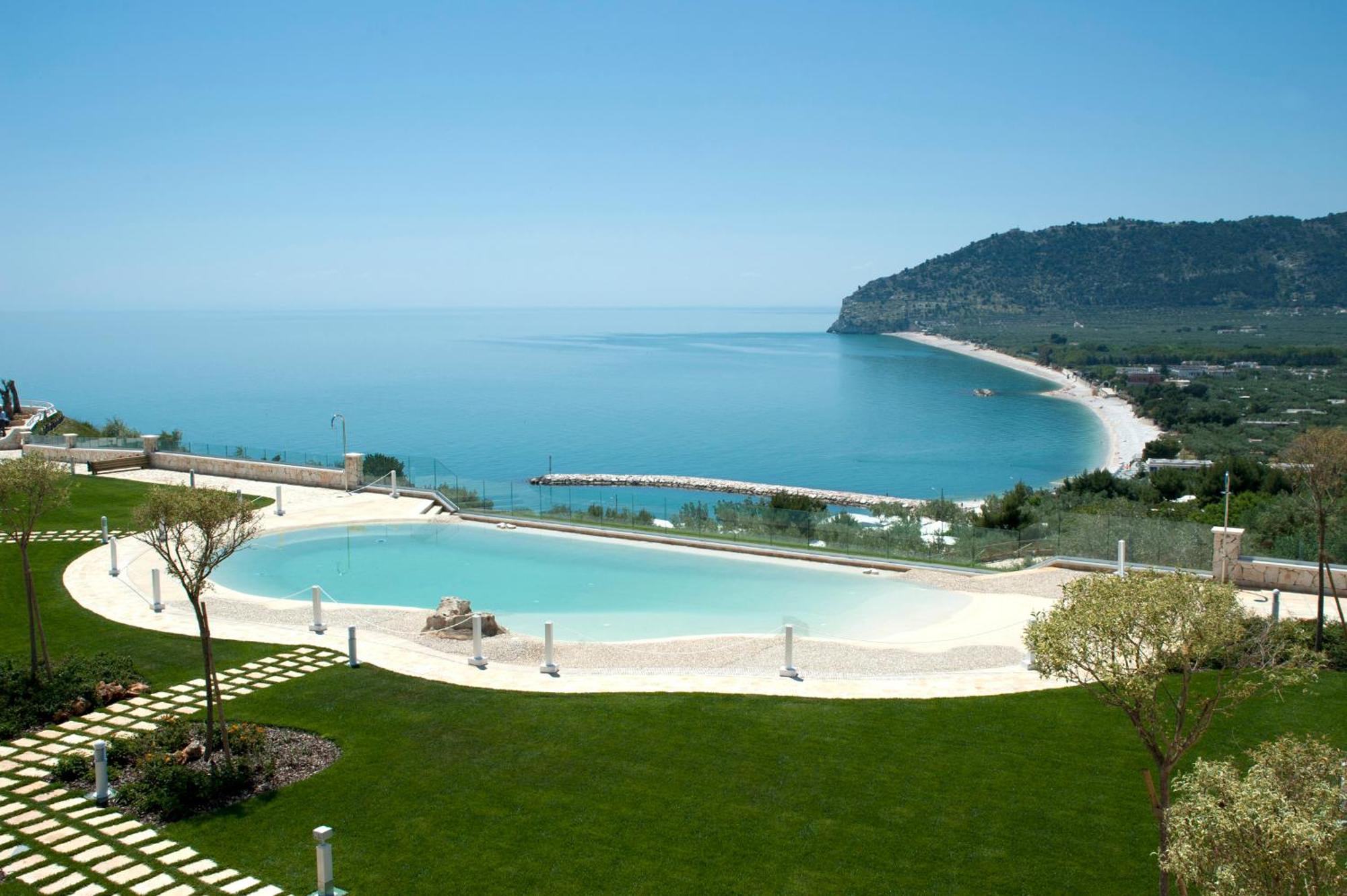 Hotel Residence Il Porto Mattinata Exterior foto